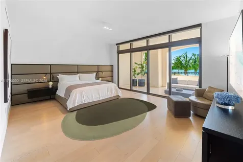 7025 Fisher Island Drive Miami Beach FL 33109