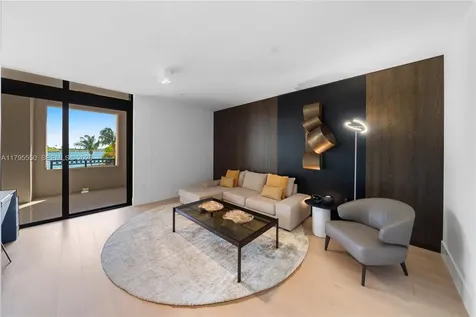7025 Fisher Island Drive Miami Beach FL 33109