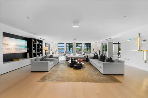 7025 Fisher Island Drive Miami Beach FL 33109