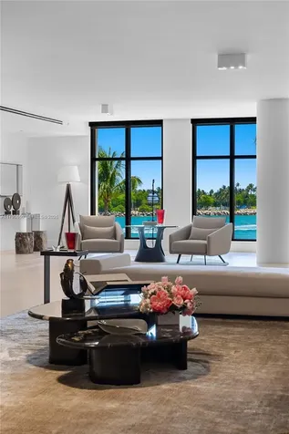 7025 Fisher Island Drive Miami Beach FL 33109