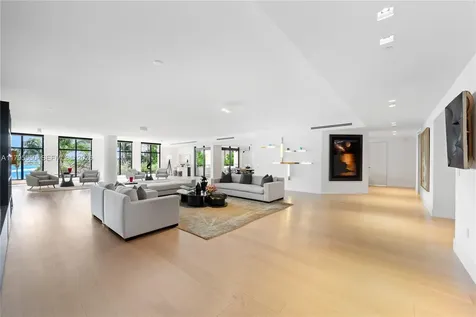 7025 Fisher Island Drive Miami Beach FL 33109