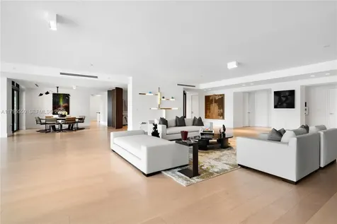 7025 Fisher Island Drive Miami Beach FL 33109