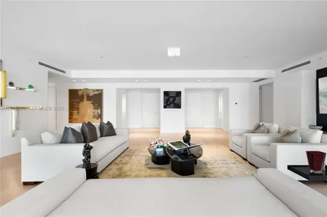7025 Fisher Island Drive Miami Beach FL 33109