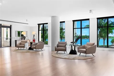 7025 Fisher Island Drive Miami Beach FL 33109