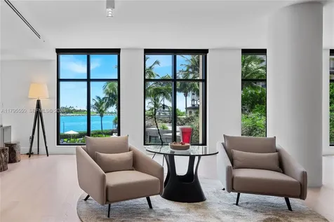 7025 Fisher Island Drive Miami Beach FL 33109