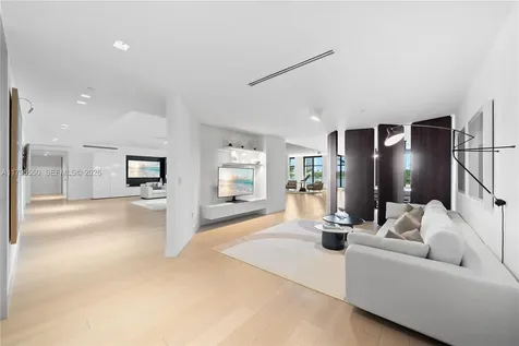 7025 Fisher Island Drive Miami Beach FL 33109