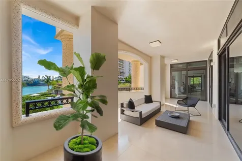 7025 Fisher Island Drive Miami Beach FL 33109