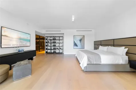 7025 Fisher Island Drive Miami Beach FL 33109