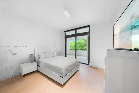 7025 Fisher Island Drive Miami Beach FL 33109