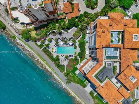 7025 Fisher Island Drive Miami Beach FL 33109