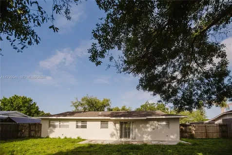 323 NE Midfield Lane Port St. Lucie FL 34983