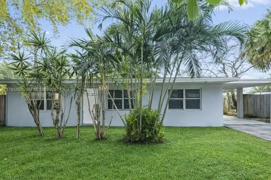 3121 NE 13th Avenue Pompano Beach FL 33064