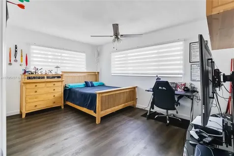 1920 SW 68th Avenue Plantation FL 33317