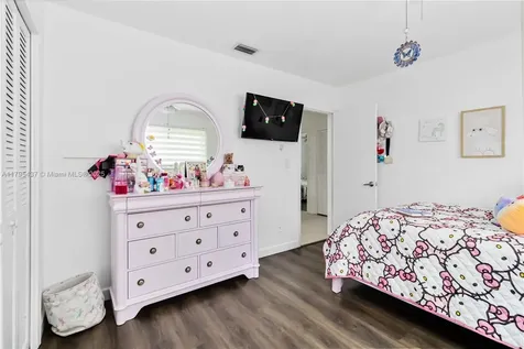 1920 SW 68th Avenue Plantation FL 33317