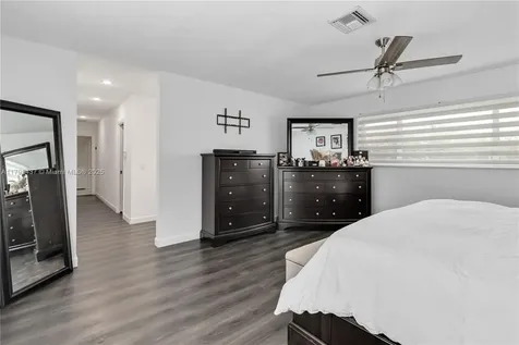 1920 SW 68th Avenue Plantation FL 33317