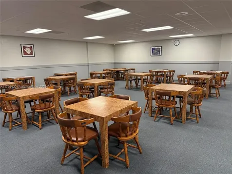 1250 NW 85th Avenue Plantation FL 33322