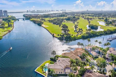 848 Harbour Isle Place North Palm Beach FL 33410