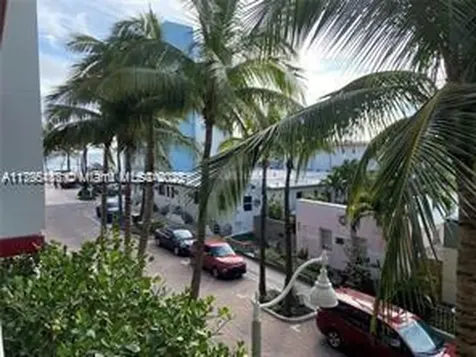 Hollywood FL 33019