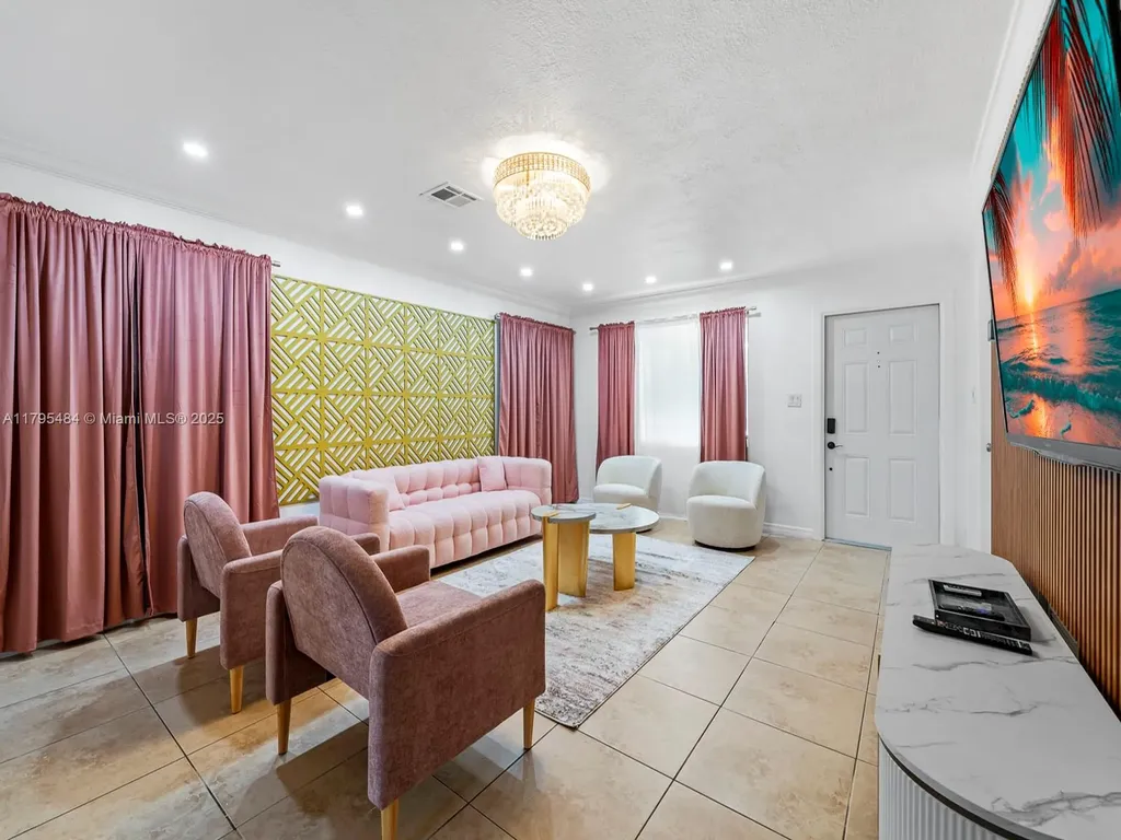 1761 NE 52nd Street Fort Lauderdale FL 33334