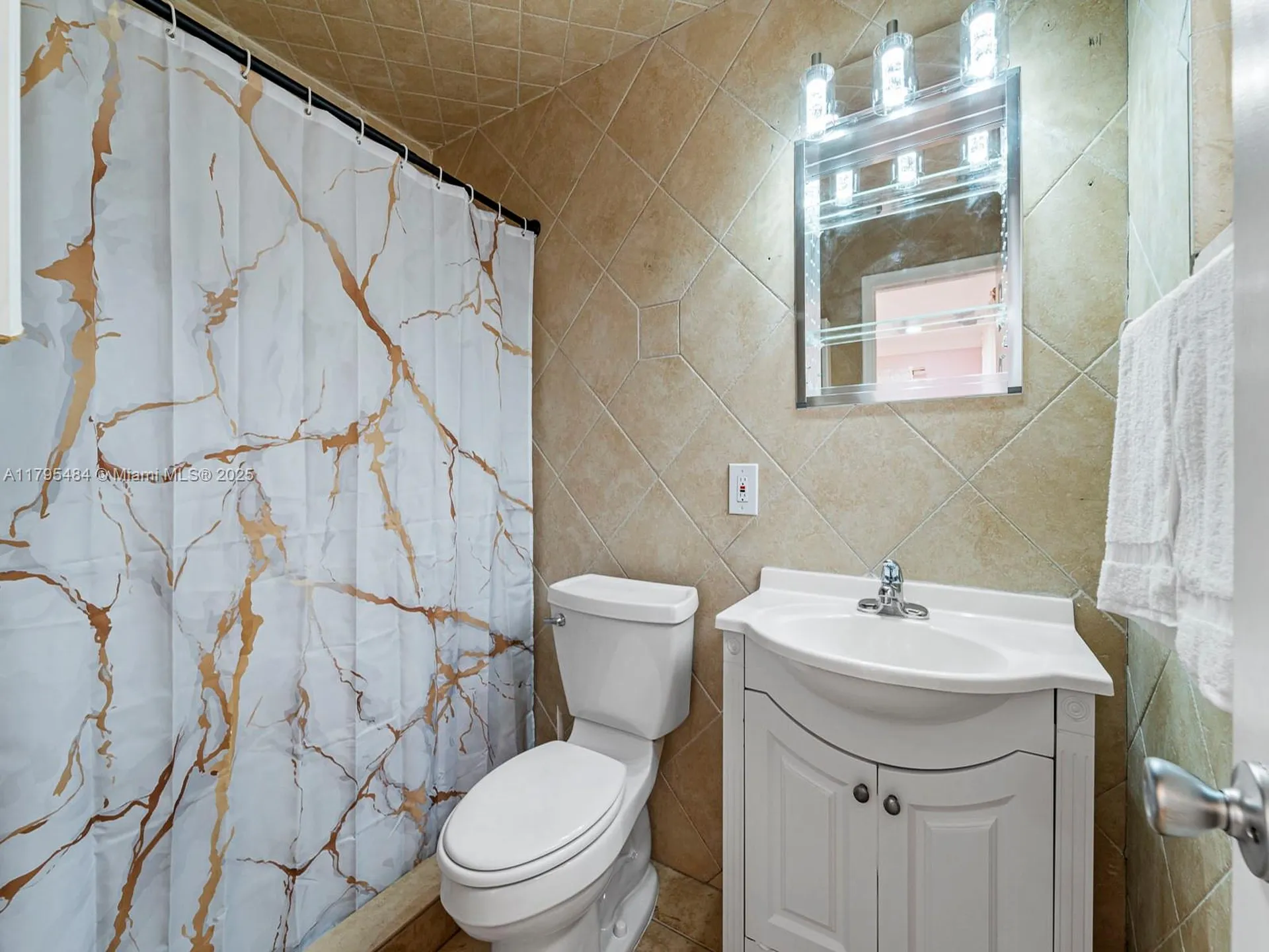 1761 NE 52nd Street Fort Lauderdale FL 33334