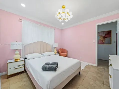 1761 NE 52nd Street Fort Lauderdale FL 33334