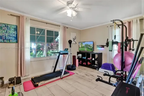 1402 SE 1st Street Pompano Beach FL 33060