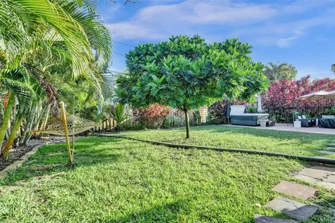 1402 SE 1st Street Pompano Beach FL 33060