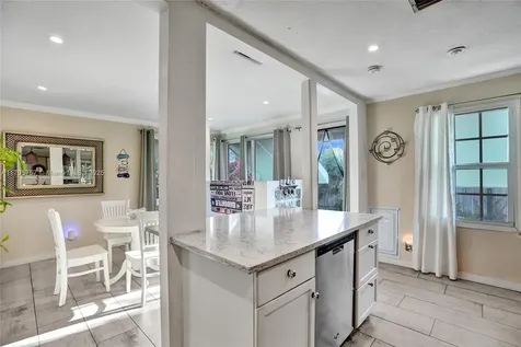 1402 SE 1st Street Pompano Beach FL 33060
