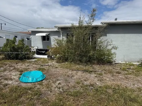 3660 NE 14th Avenue Pompano Beach FL 33064