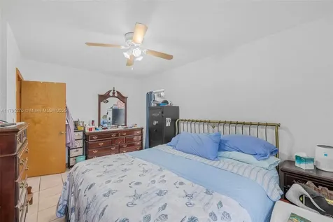 9240 Nautilus Drive Cutler Bay FL 33189