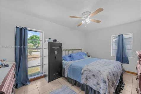 9240 Nautilus Drive Cutler Bay FL 33189