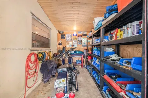 9240 Nautilus Drive Cutler Bay FL 33189