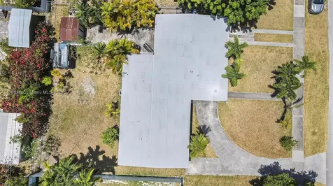 9240 Nautilus Drive Cutler Bay FL 33189