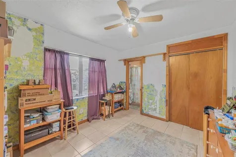 9240 Nautilus Drive Cutler Bay FL 33189