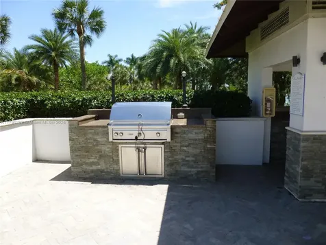 2801 NE 183rd Street Aventura FL 33160