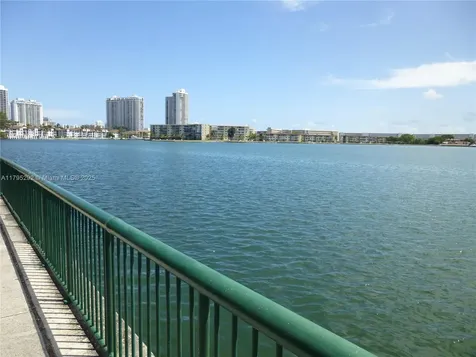 2801 NE 183rd Street Aventura FL 33160
