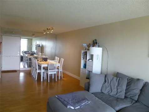 2801 NE 183rd Street Aventura FL 33160