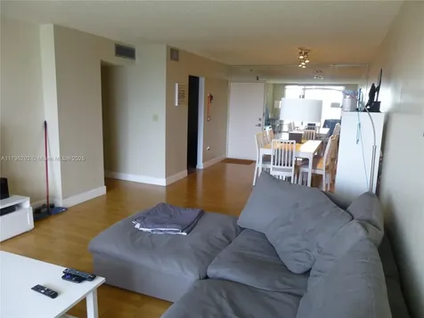 2801 NE 183rd Street Aventura FL 33160