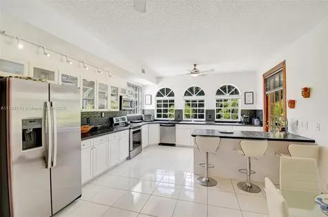 12360 SW 1st Street Plantation FL 33325