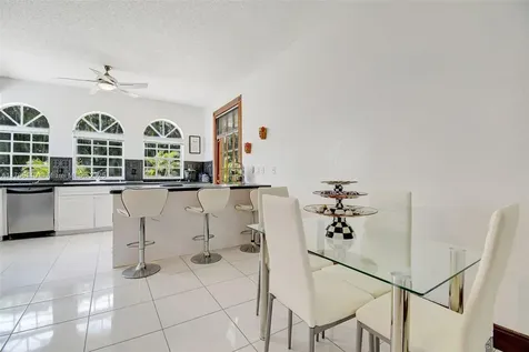 12360 SW 1st Street Plantation FL 33325