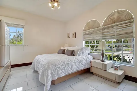 12360 SW 1st Street Plantation FL 33325