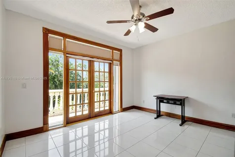 12360 SW 1st Street Plantation FL 33325