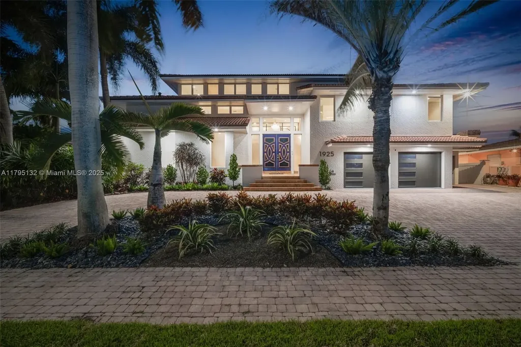 1925 Harbourview Drive Fort Lauderdale FL 33316