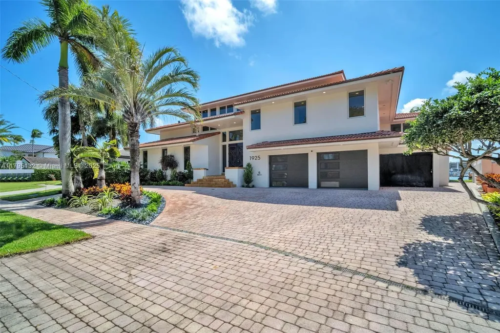 1925 Harbourview Drive Fort Lauderdale FL 33316