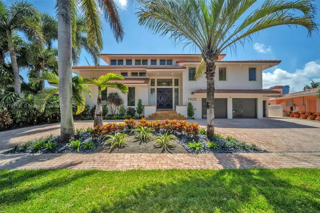 1925 Harbourview Drive Fort Lauderdale FL 33316