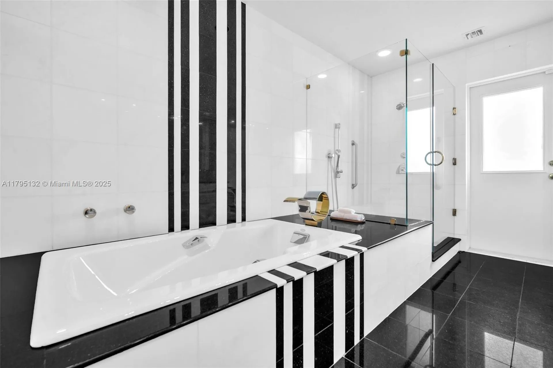 1925 Harbourview Drive Fort Lauderdale FL 33316