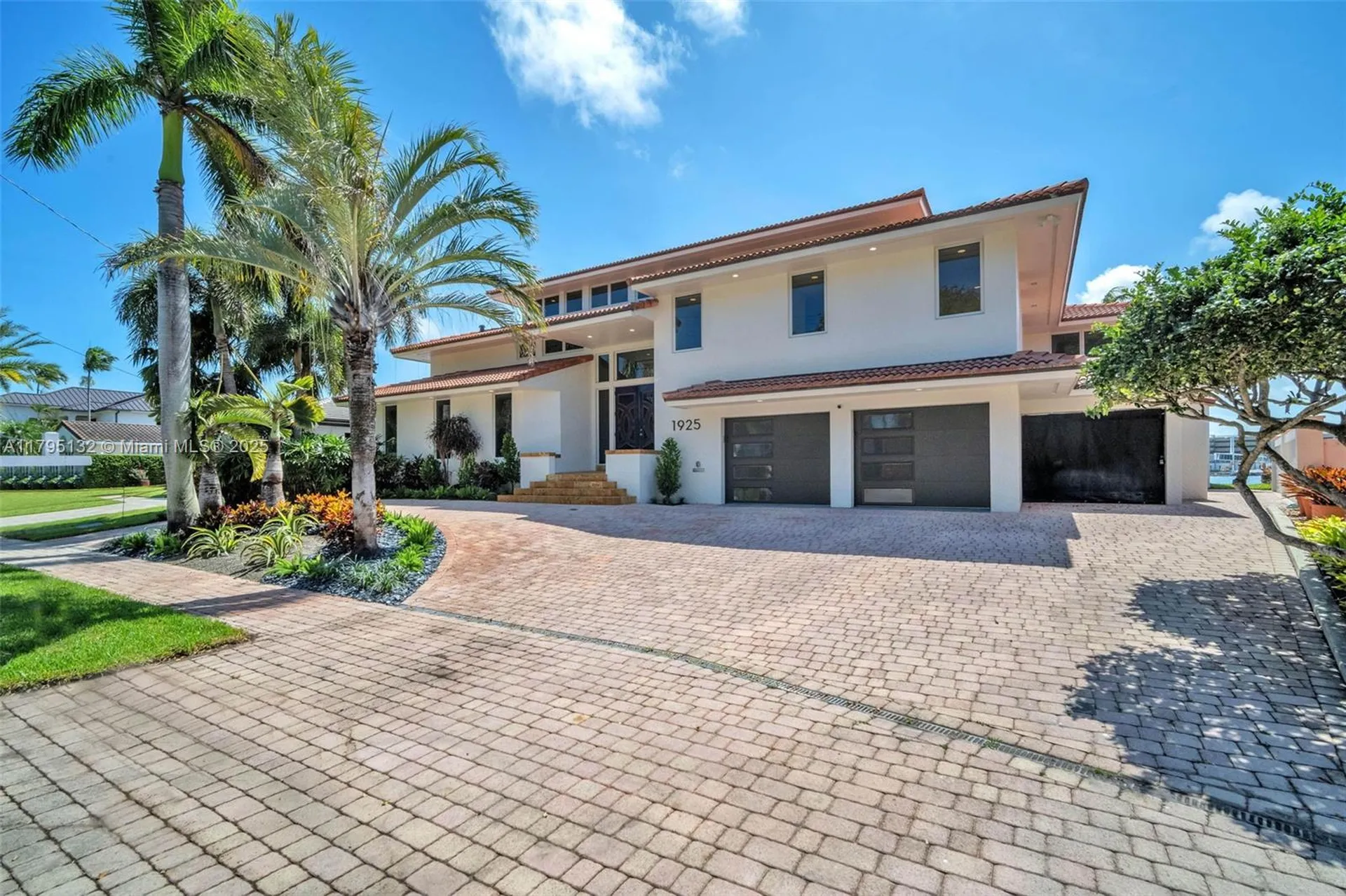 1925 Harbourview Drive Fort Lauderdale FL 33316