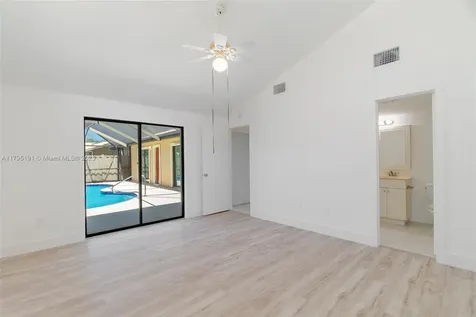 5926 Golden Eagle Circle Palm Beach Gardens FL 33418