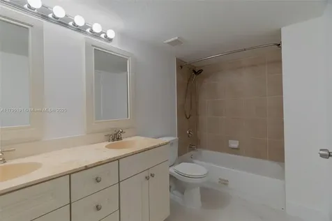 5926 Golden Eagle Circle Palm Beach Gardens FL 33418