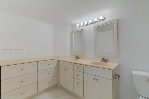 5926 Golden Eagle Circle Palm Beach Gardens FL 33418